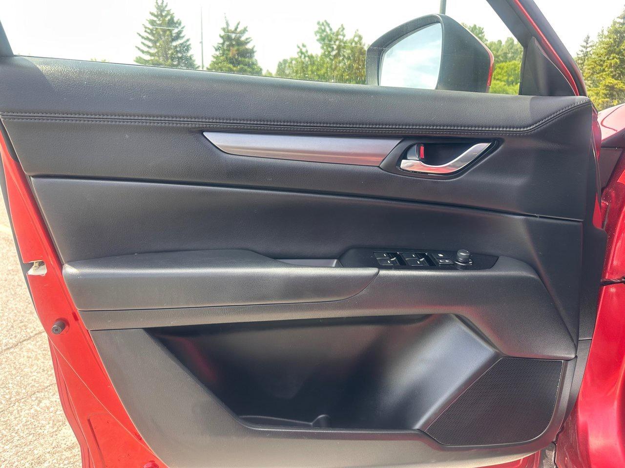 2023 Mazda CX-5 Preferred Photo
