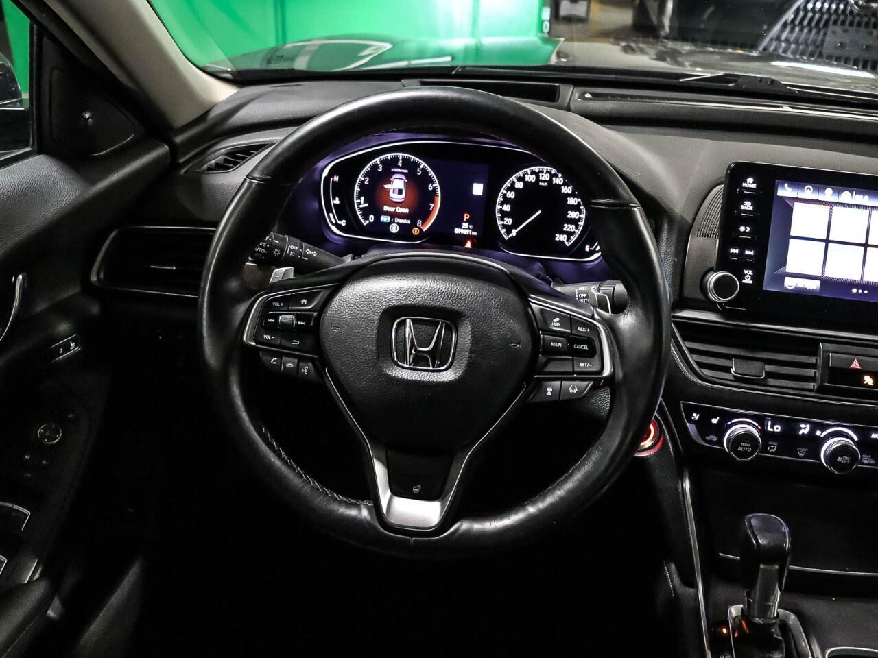 2019 Honda Accord Sedan Touring CVT Sedan Photo