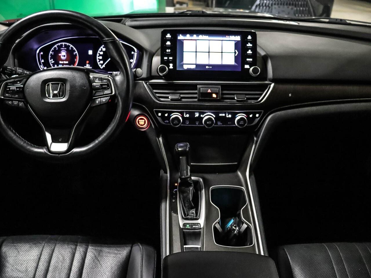 2019 Honda Accord Sedan Touring CVT Sedan Photo