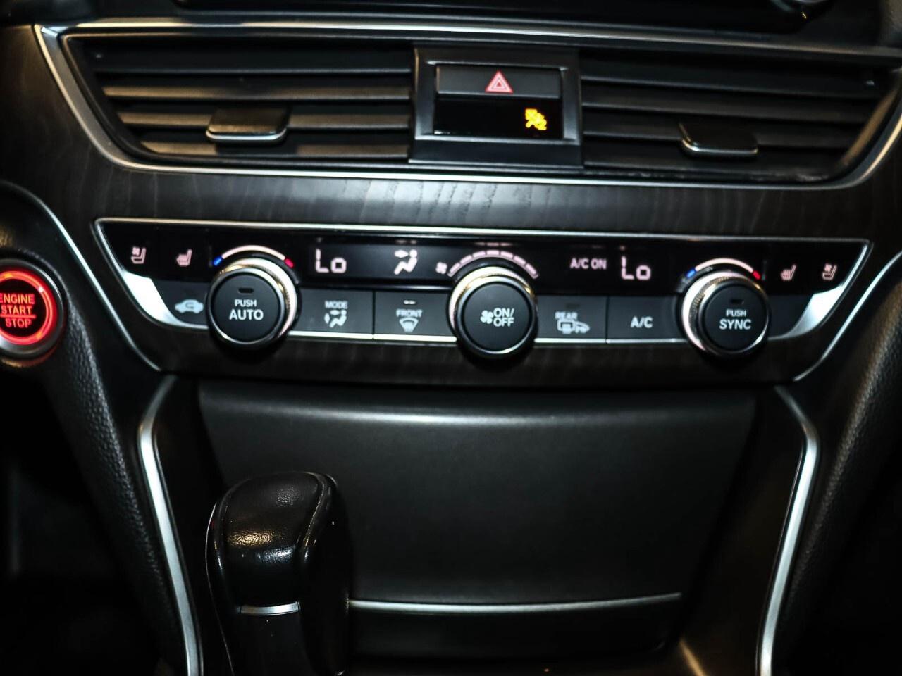 2019 Honda Accord Sedan Touring CVT Sedan Photo