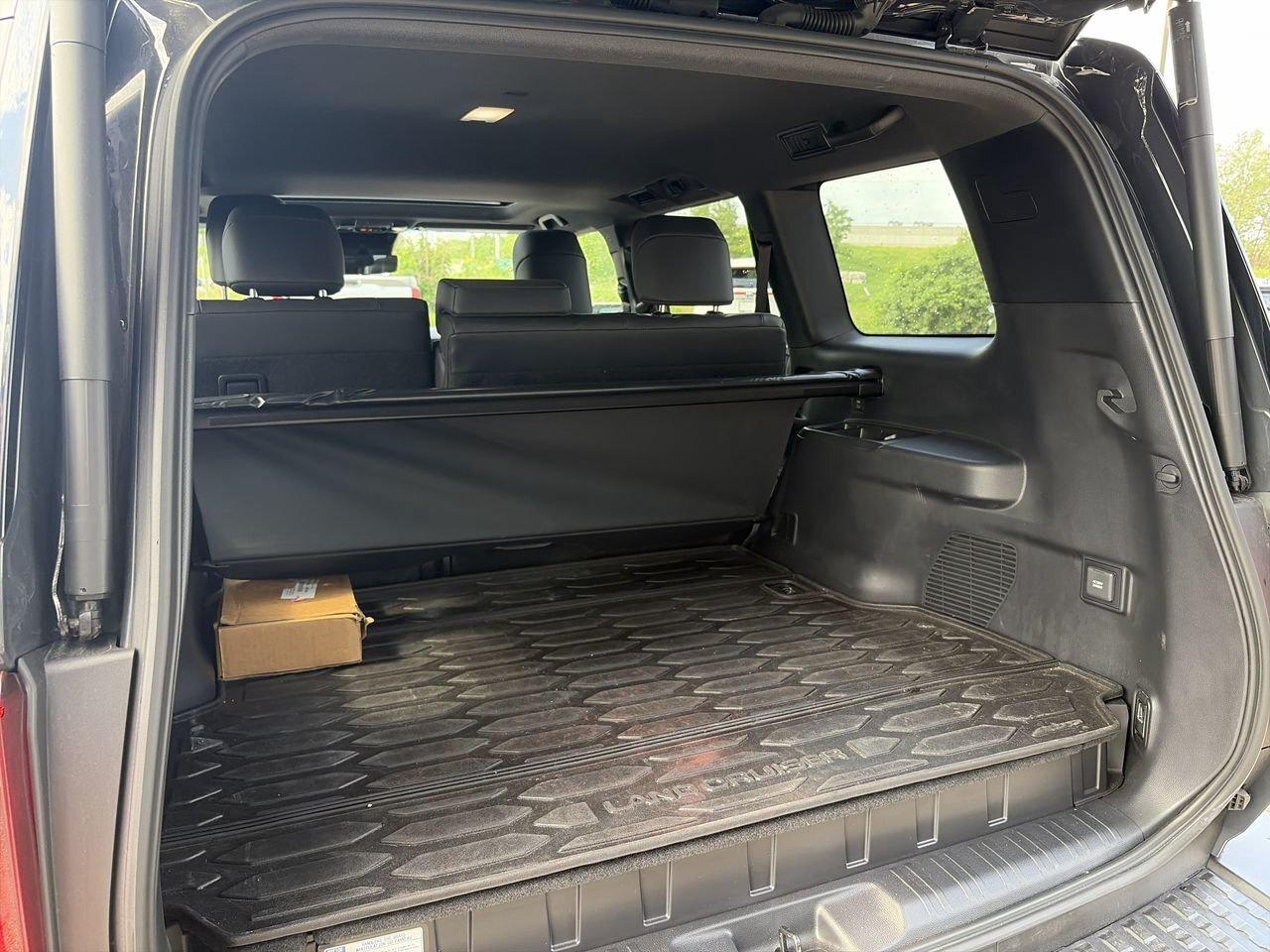 2025 Toyota Land Cruiser 6.95%TCUV   LEATHER   SUNROOF   HEAT/VENT SEATS Photo