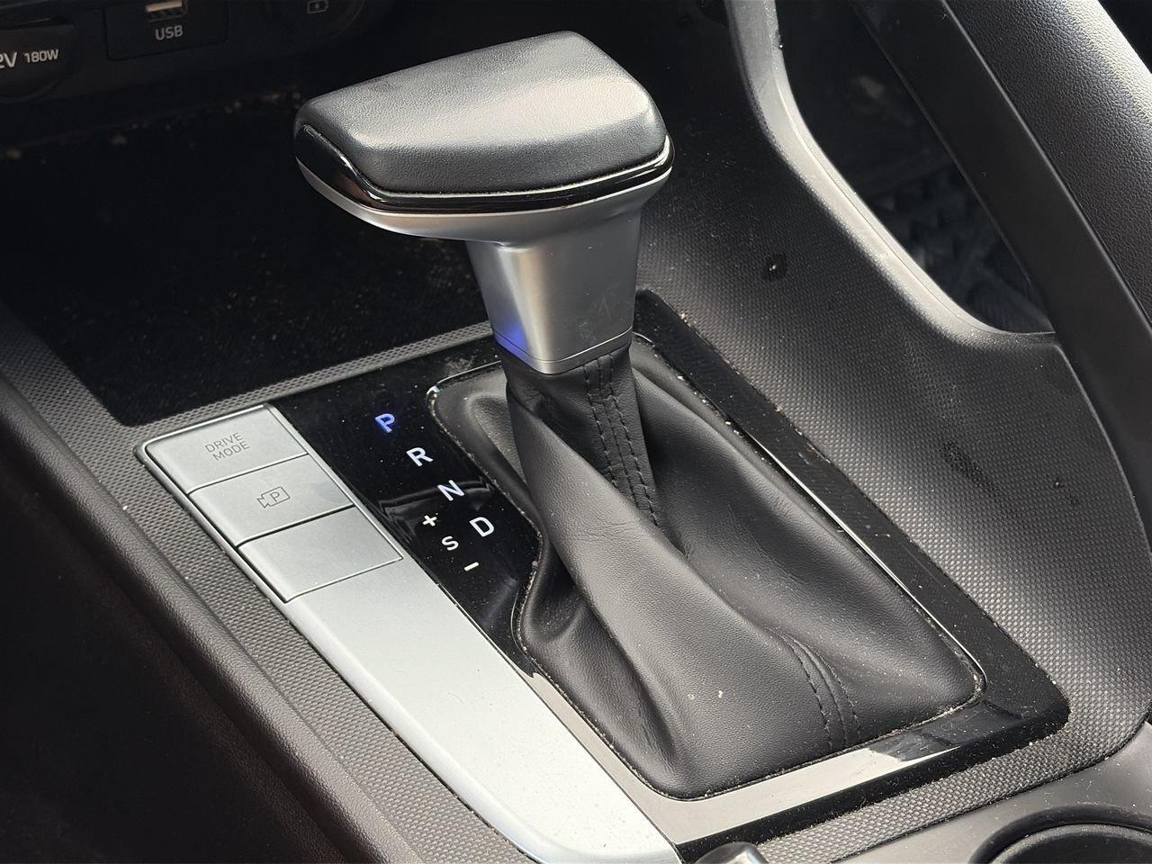 2021 Hyundai Elantra Preferred IVT SUNROOF   CLOTH   HEAT STEER   WIREL Photo