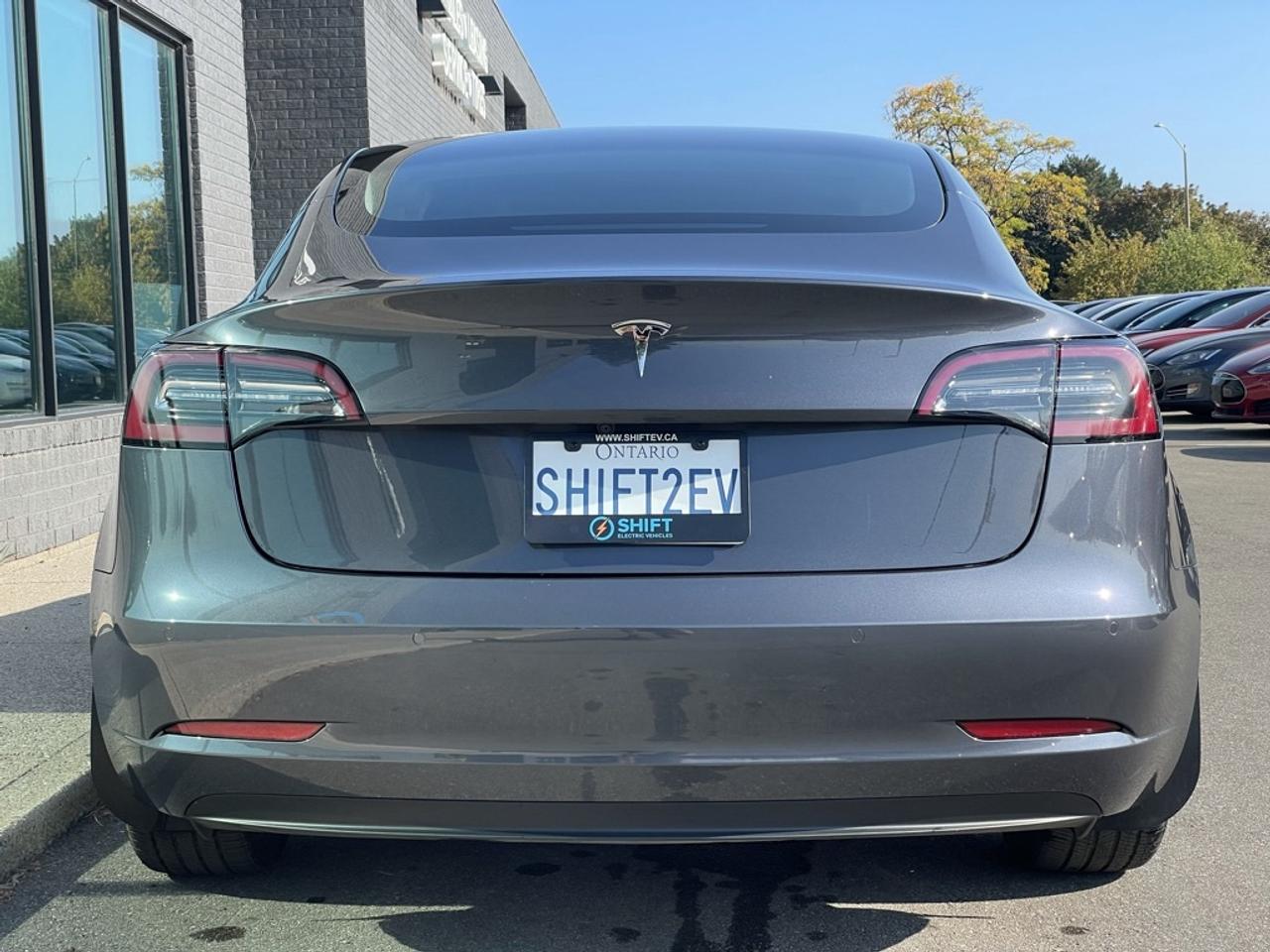 2021 Tesla Model 3 Standard Range Plus RWD   1 Owner! No Extra Fees! Photo