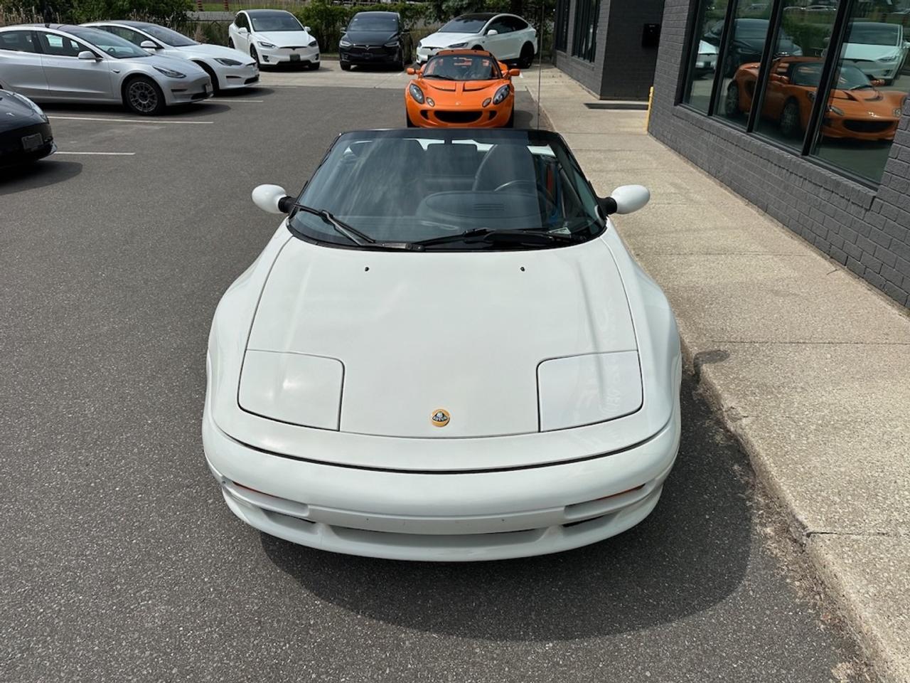 1991 Lotus ELAN SE   Ready for Some Summer Fun! Photo