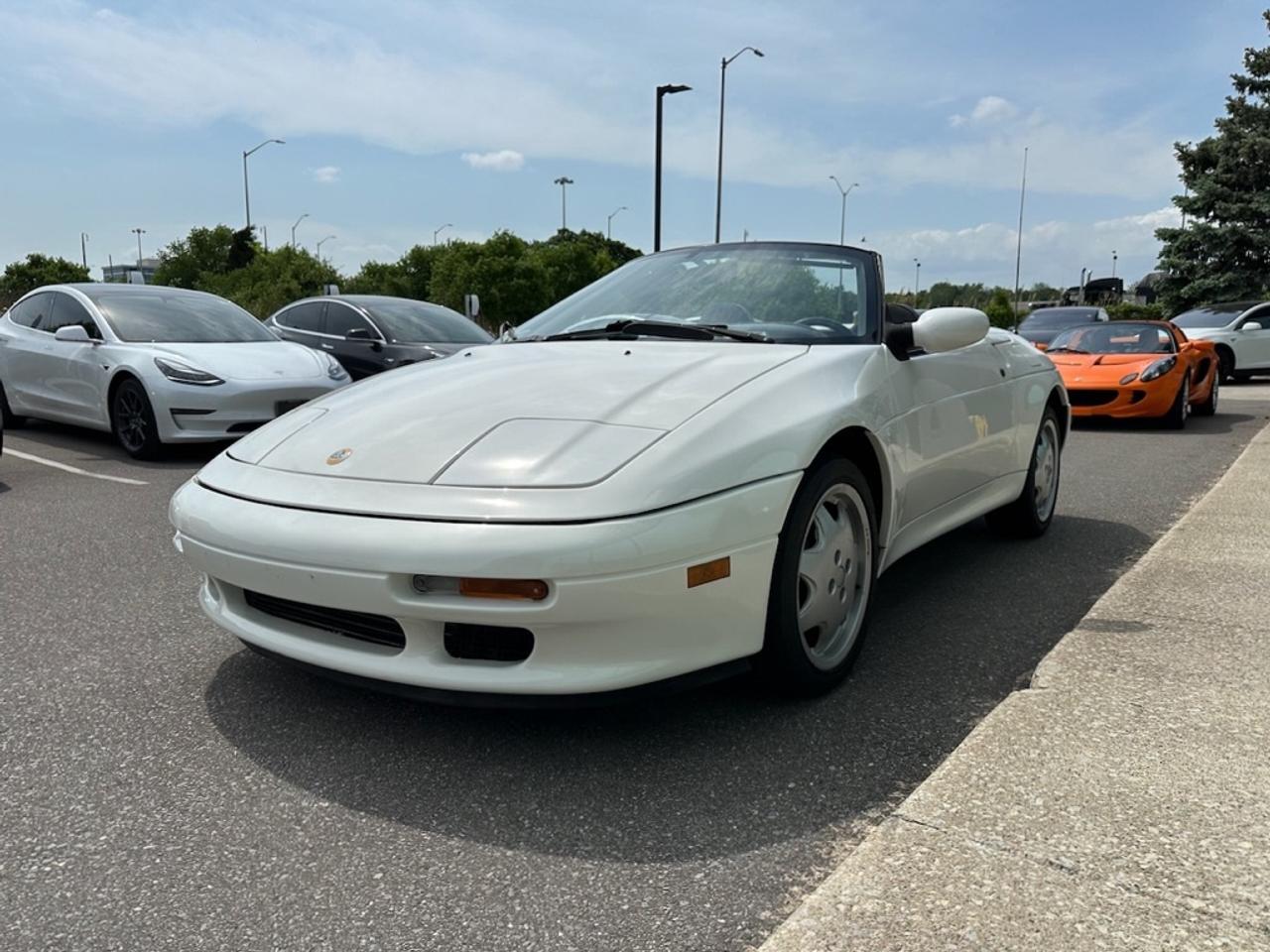 1991 Lotus ELAN SE   Ready for Some Summer Fun! Photo
