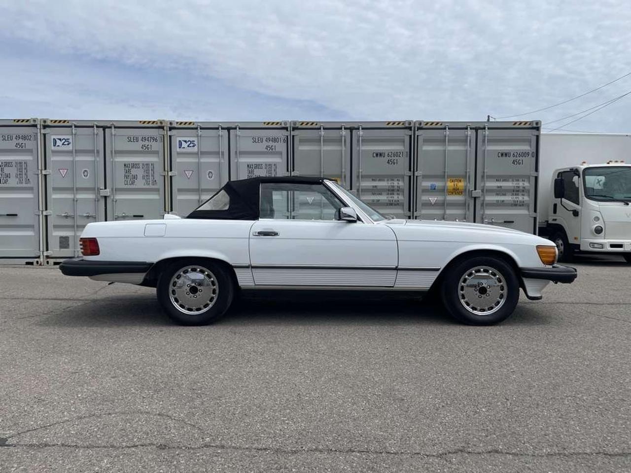 1987 Mercedes-Benz 560 2dr Roadster 560SL Photo1