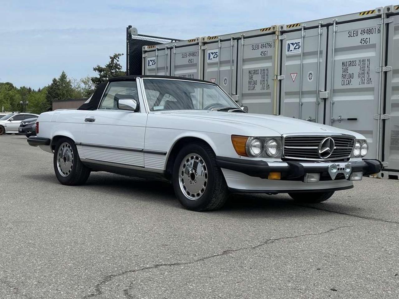 1987 Mercedes-Benz 560 2dr Roadster 560SL Photo