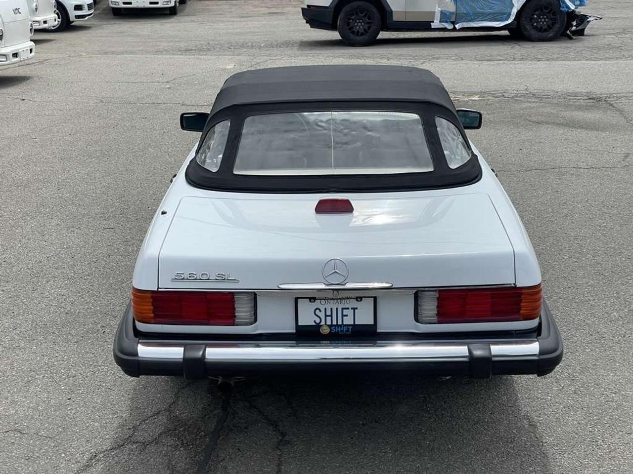 1987 Mercedes-Benz 560 2dr Roadster 560SL Photo