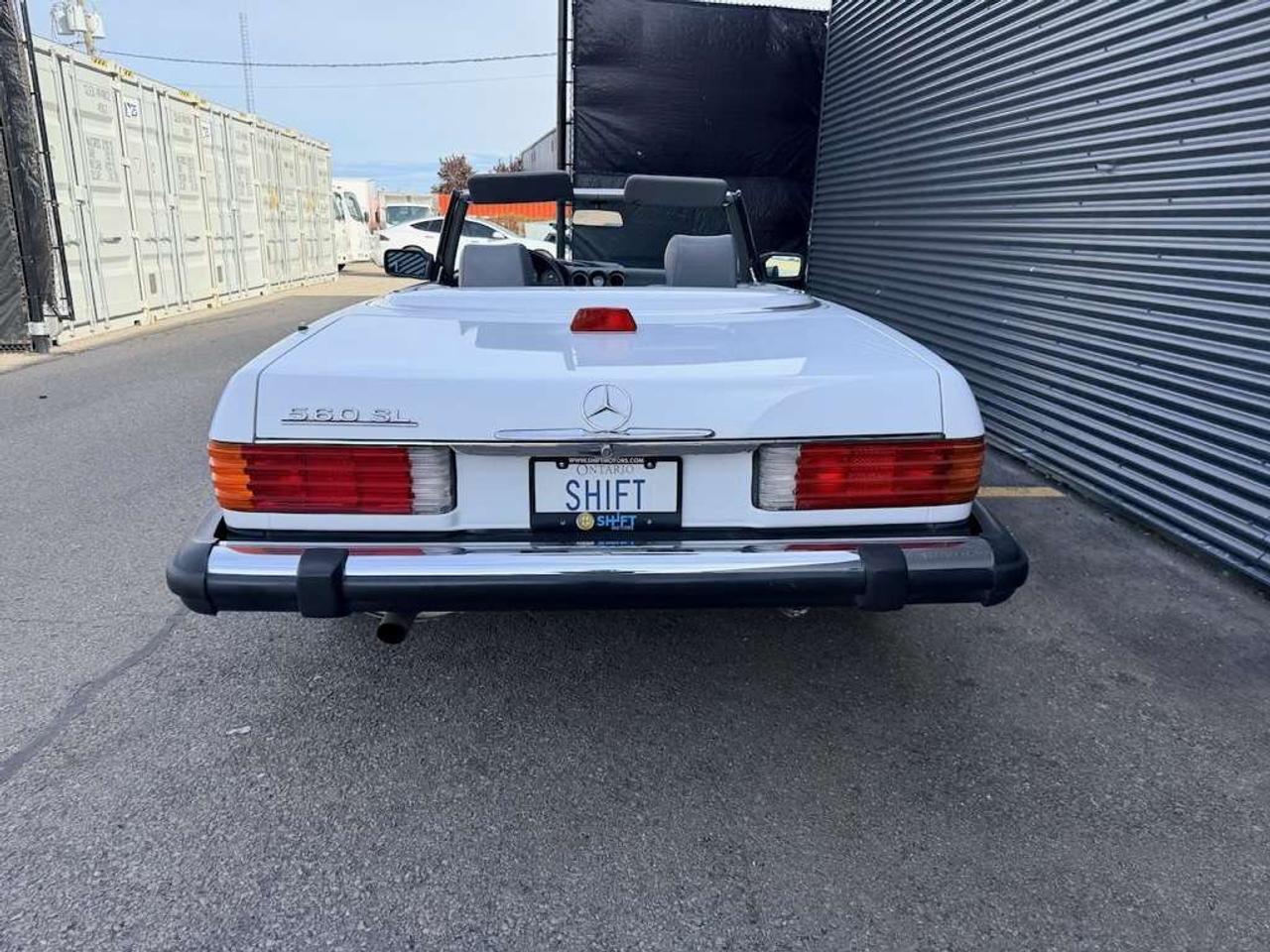1987 Mercedes-Benz 560 2dr Roadster 560SL Photo