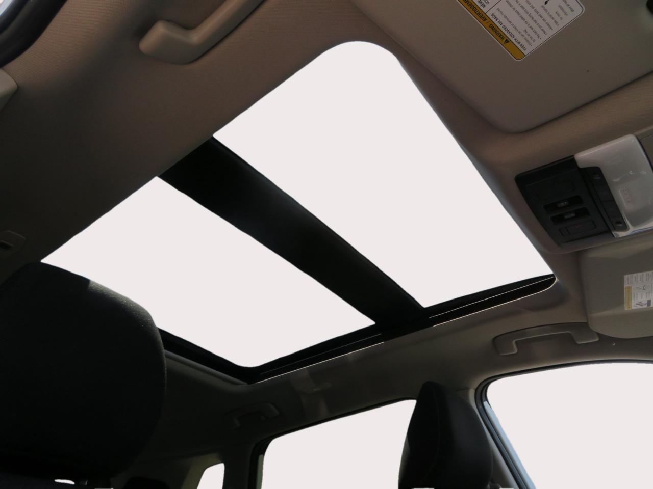 2024 Nissan Rogue AWD SV Moonroof Photo