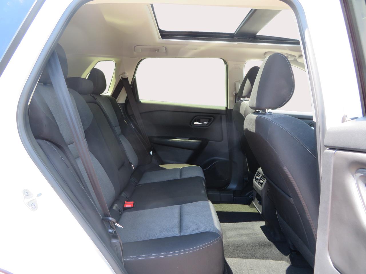 2024 Nissan Rogue AWD SV Moonroof Photo