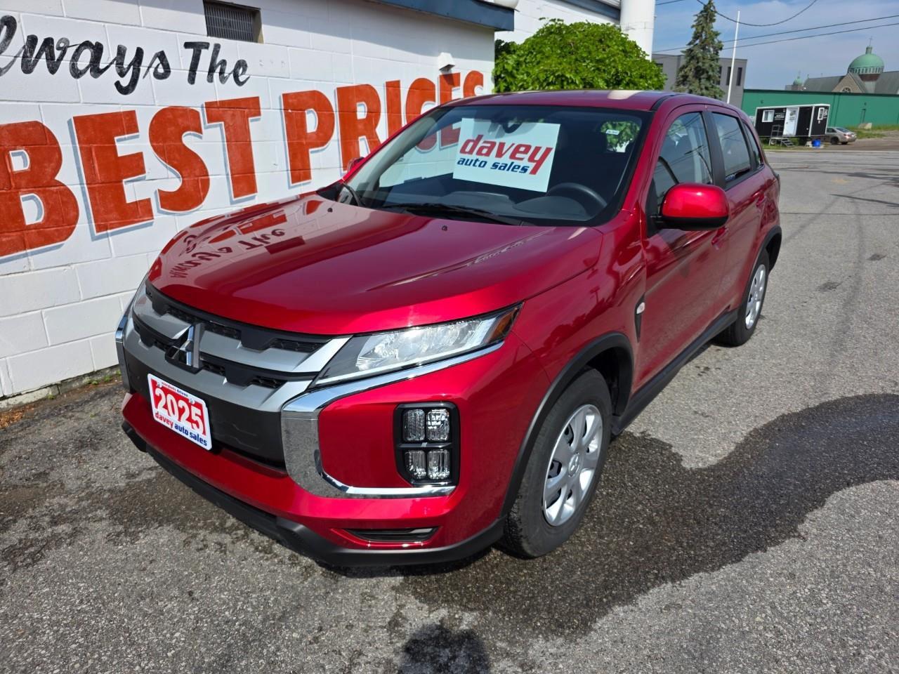2025 Mitsubishi RVR ES 4dr AWC Photo