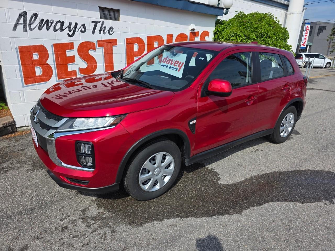 2025 Mitsubishi RVR ES 4dr AWC Photo3