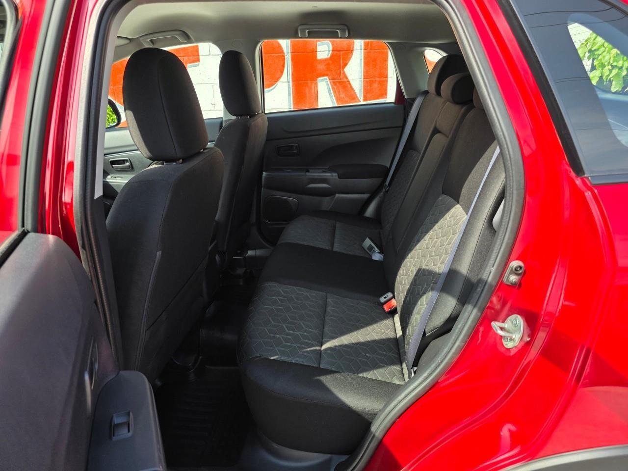 2025 Mitsubishi RVR ES 4dr AWC Photo