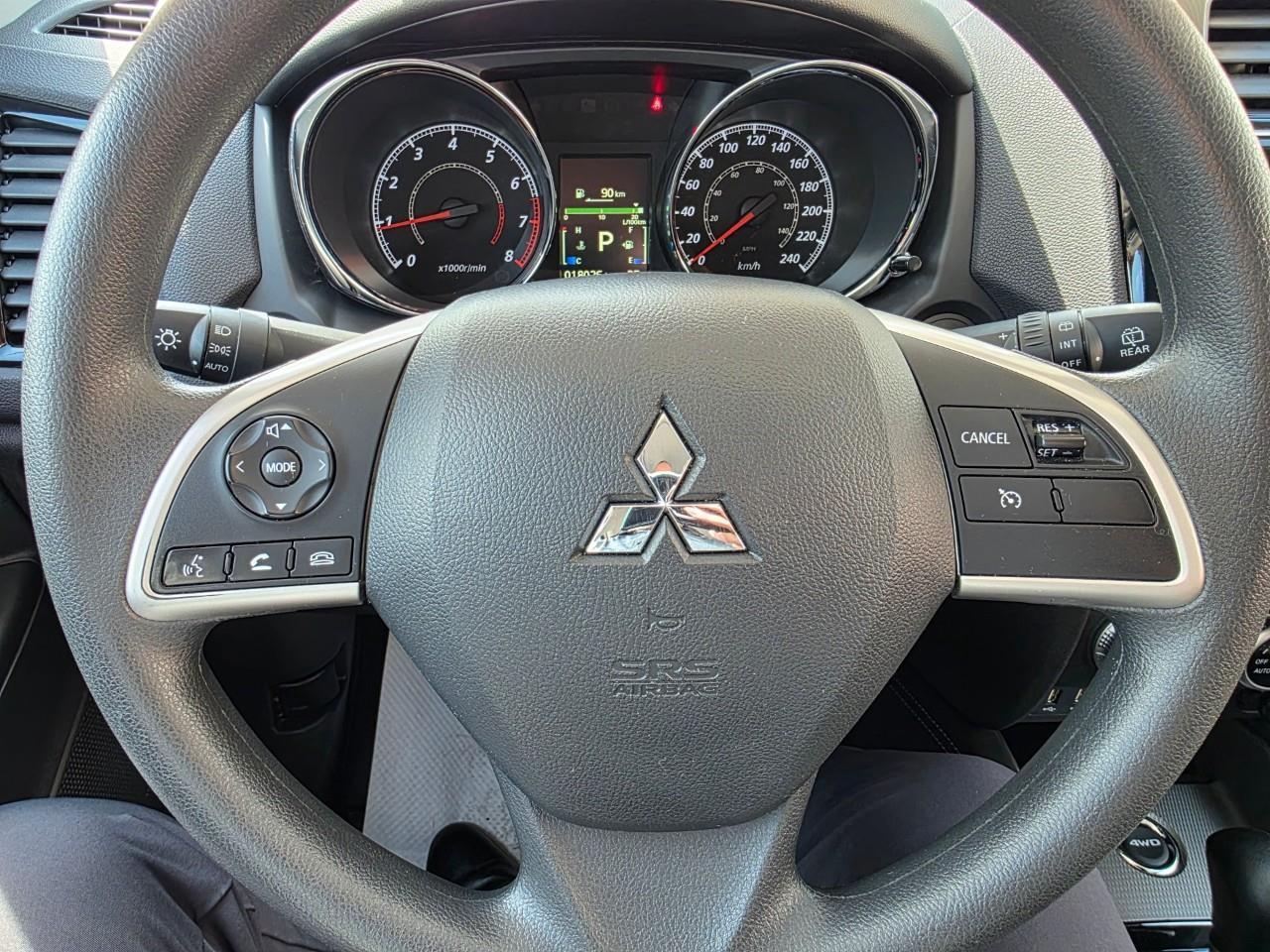 2025 Mitsubishi RVR ES 4dr AWC Photo