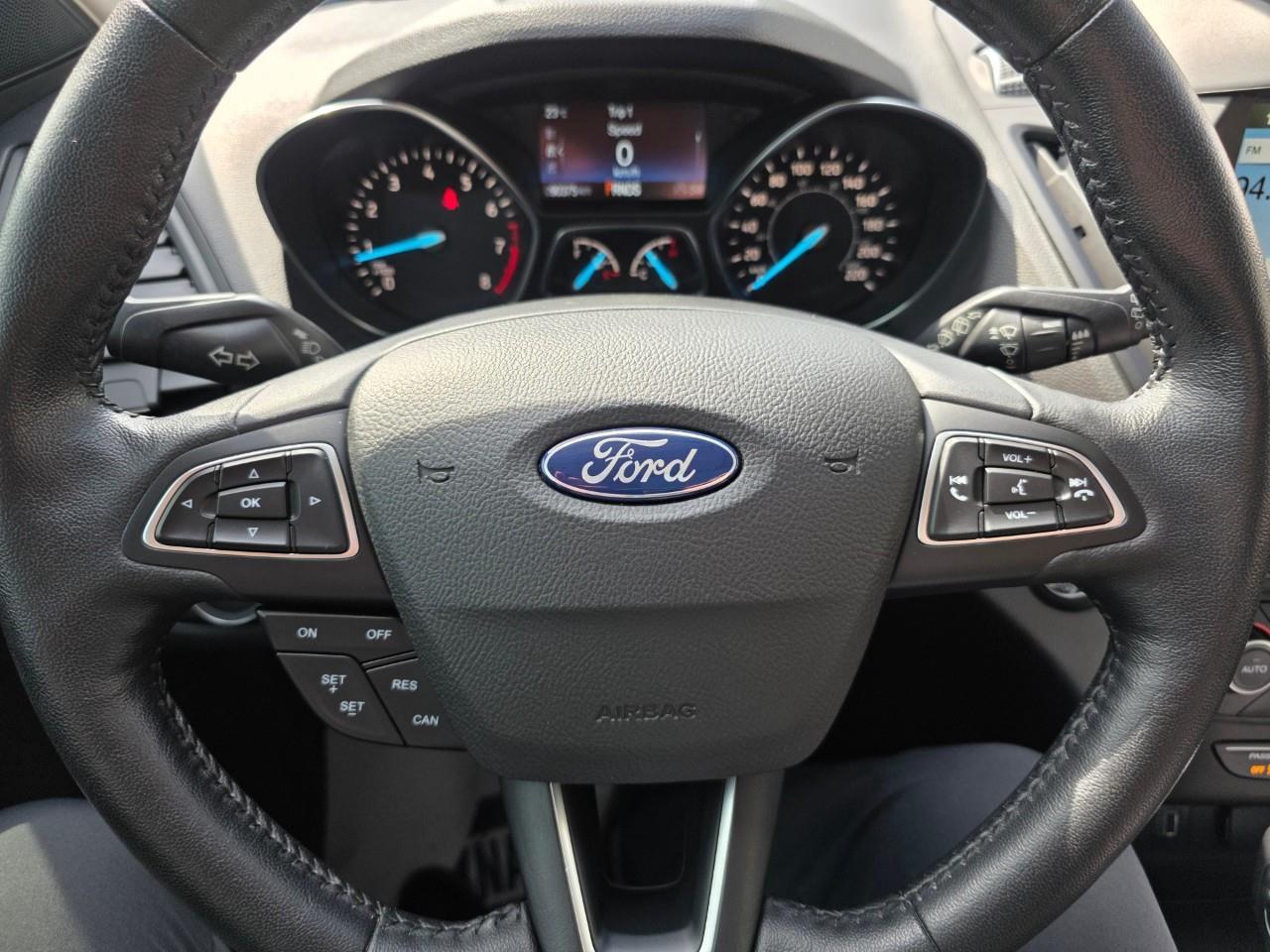 2019 Ford Escape SEL 4dr 4x4 Photo