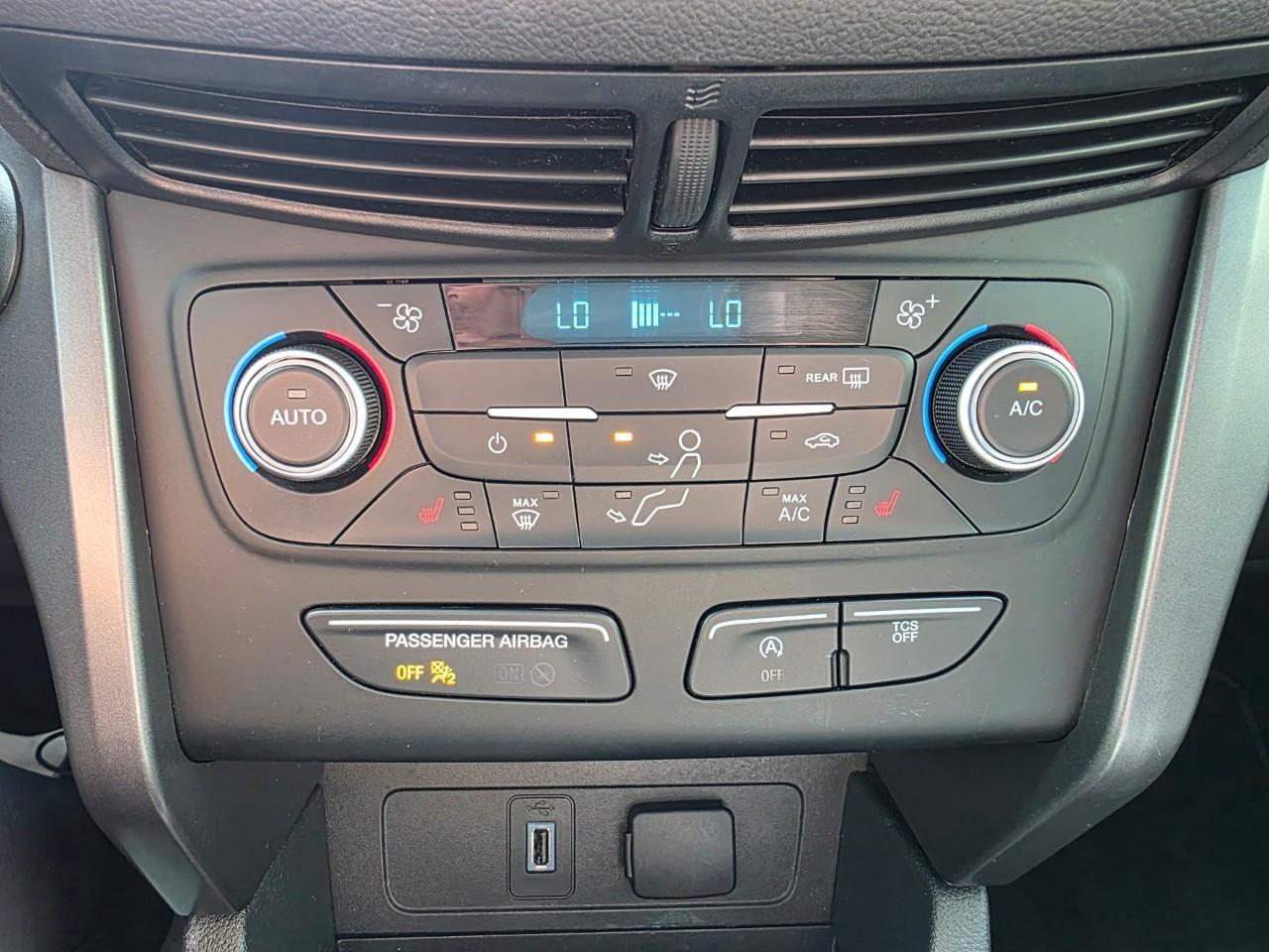 2019 Ford Escape SEL 4dr 4x4 Photo