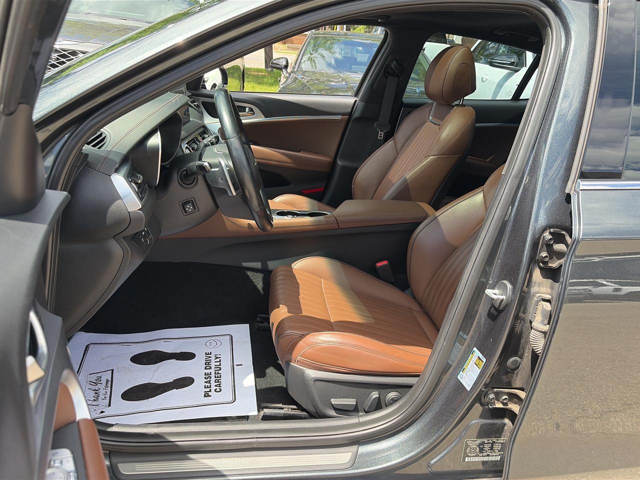2020 Genesis G70 2.0T ELITE, NEW TIRES AND NEW BRAKES, Photo