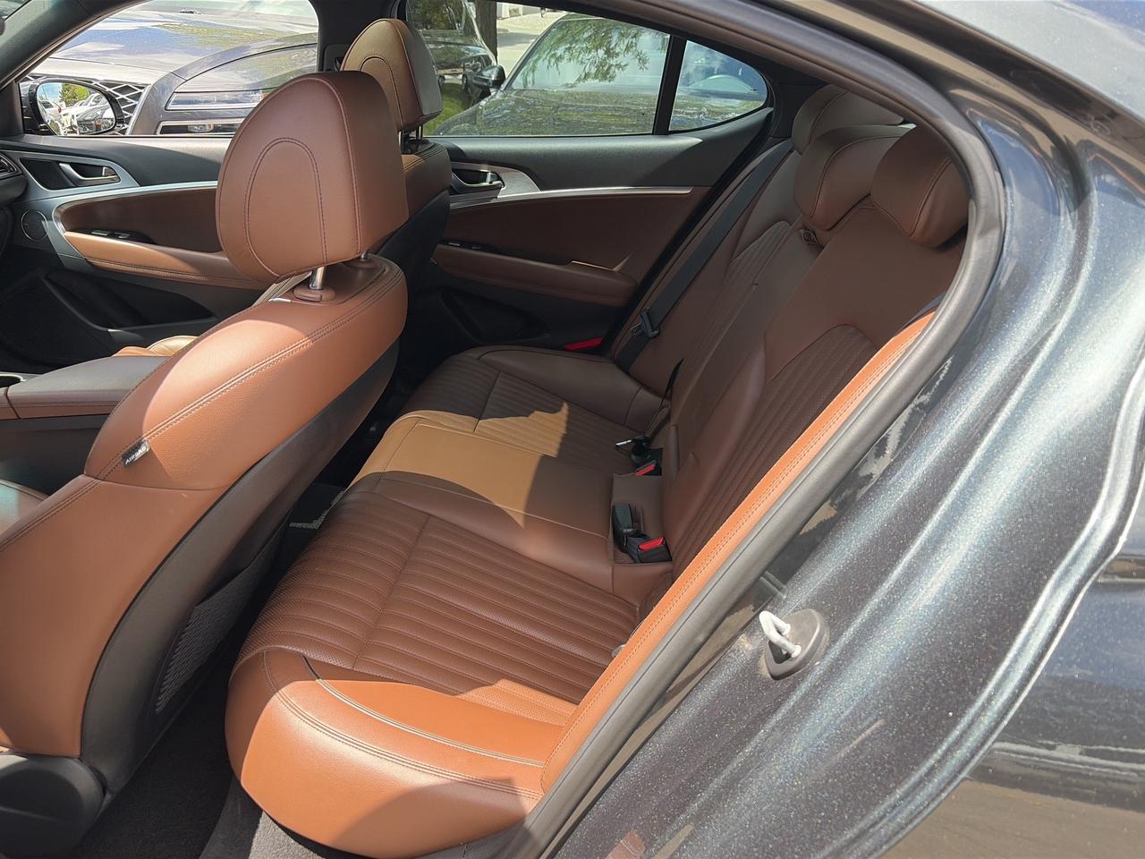 2020 Genesis G70 2.0T ELITE, NEW TIRES AND NEW BRAKES, Photo
