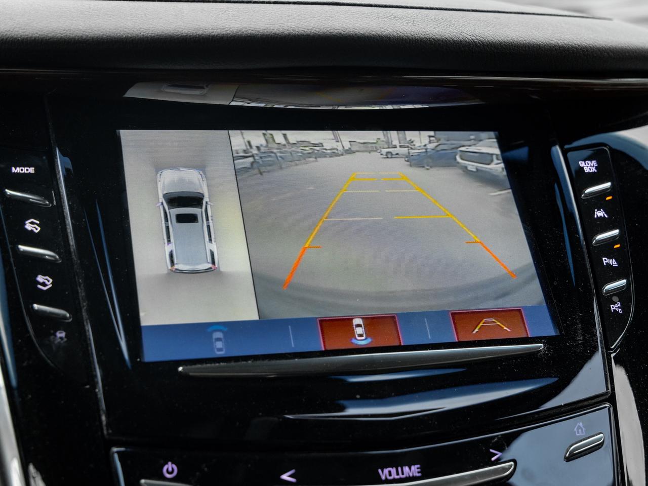 2018 Cadillac Escalade 6.2L V8   4WD   Head-Up Display   Air Ride Suspens Photo