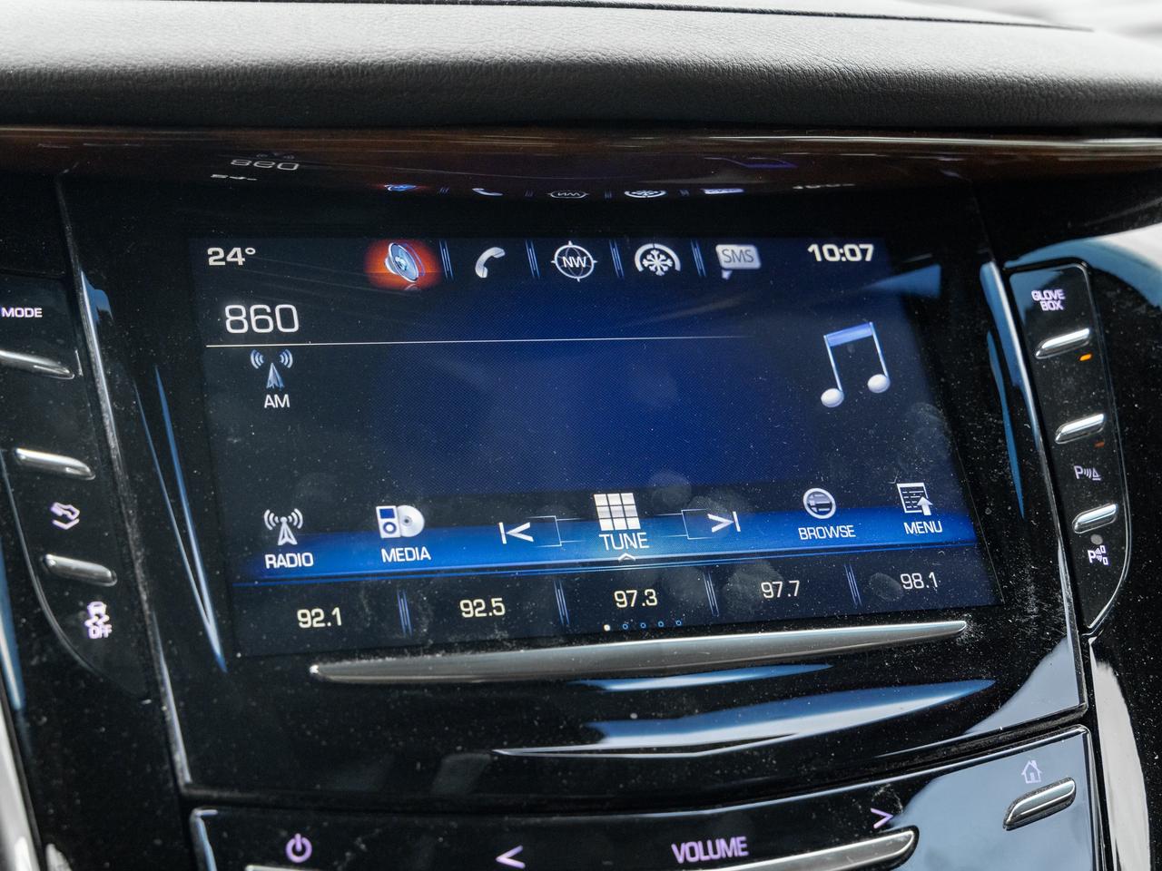 2018 Cadillac Escalade 6.2L V8   4WD   Head-Up Display   Air Ride Suspens Photo