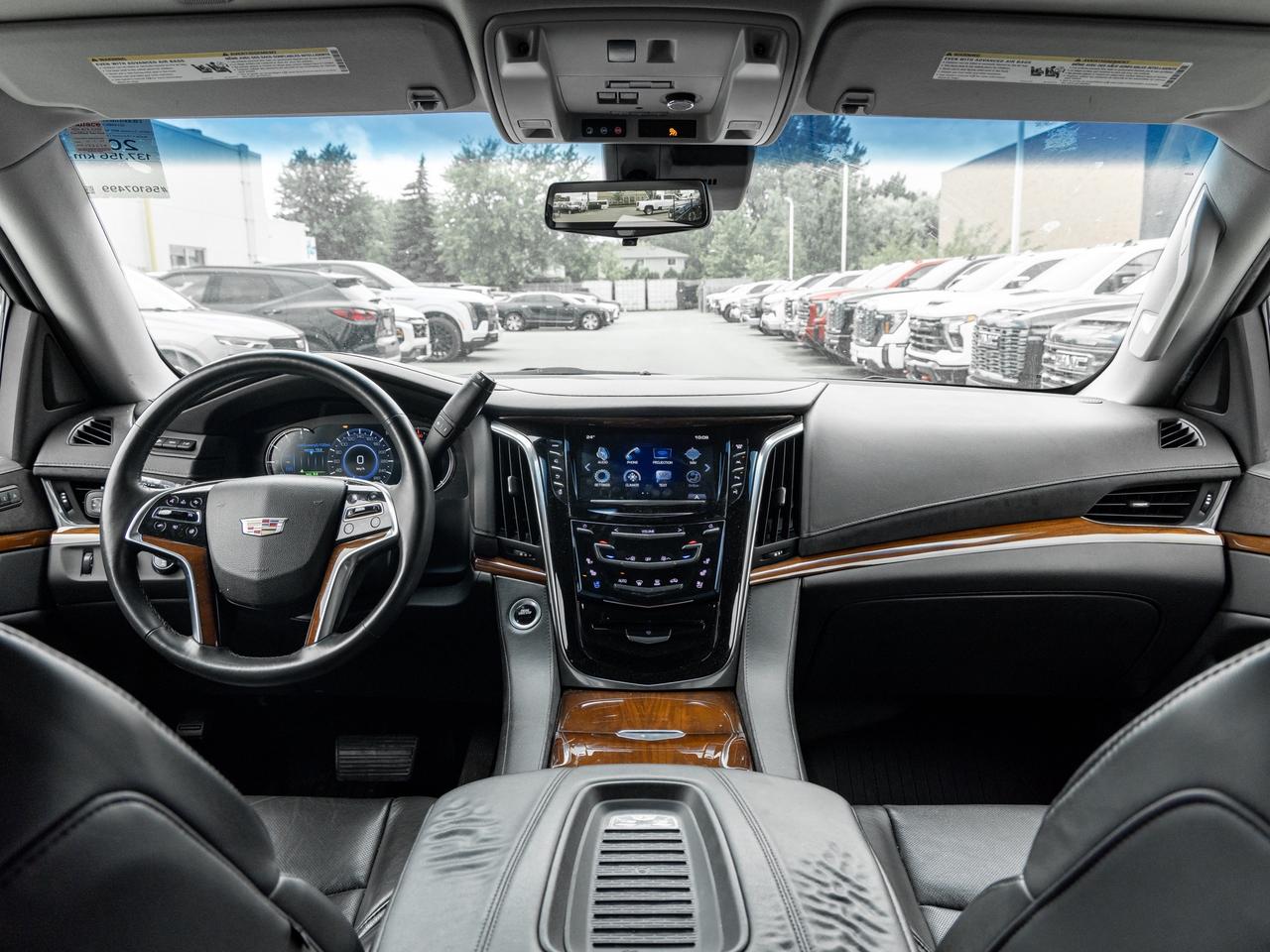 2018 Cadillac Escalade 6.2L V8   4WD   Head-Up Display   Air Ride Suspens Photo