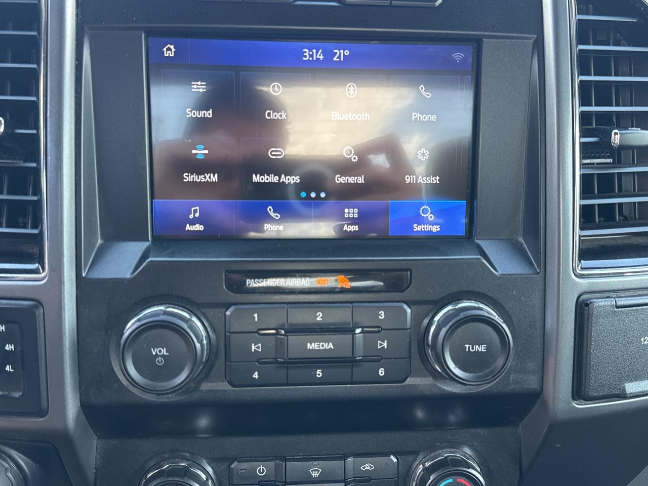2020 Ford F-150 FX4 XLT, Bluetooth, Backuo Cam Photo
