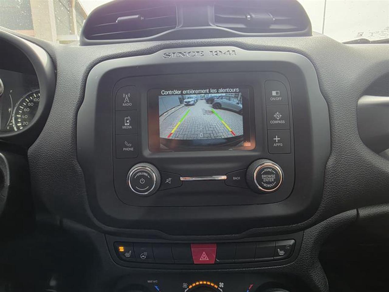 2015 Jeep Renegade 4WD 4dr North Photo