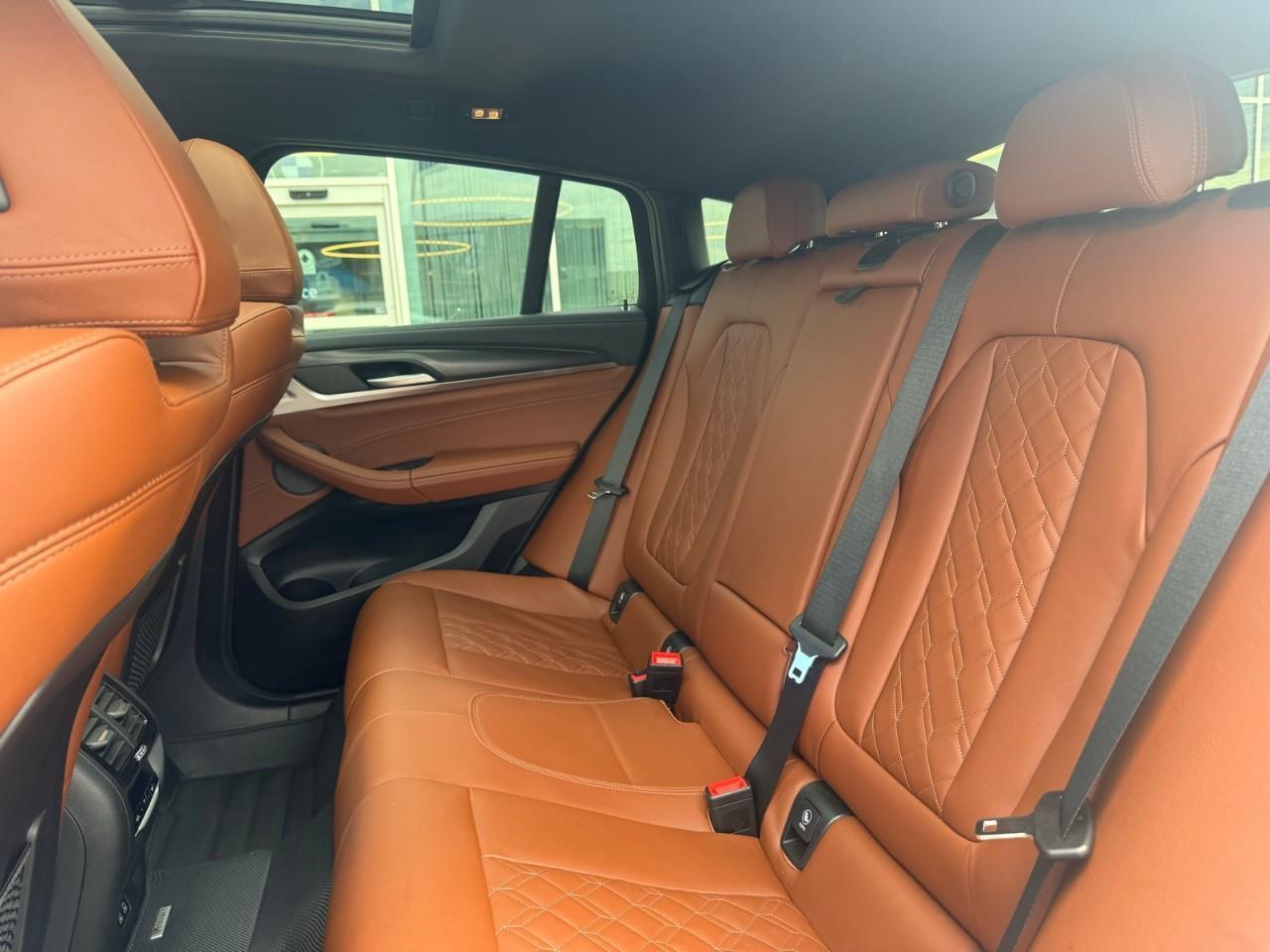 2023 BMW X4 xDrive30i Photo