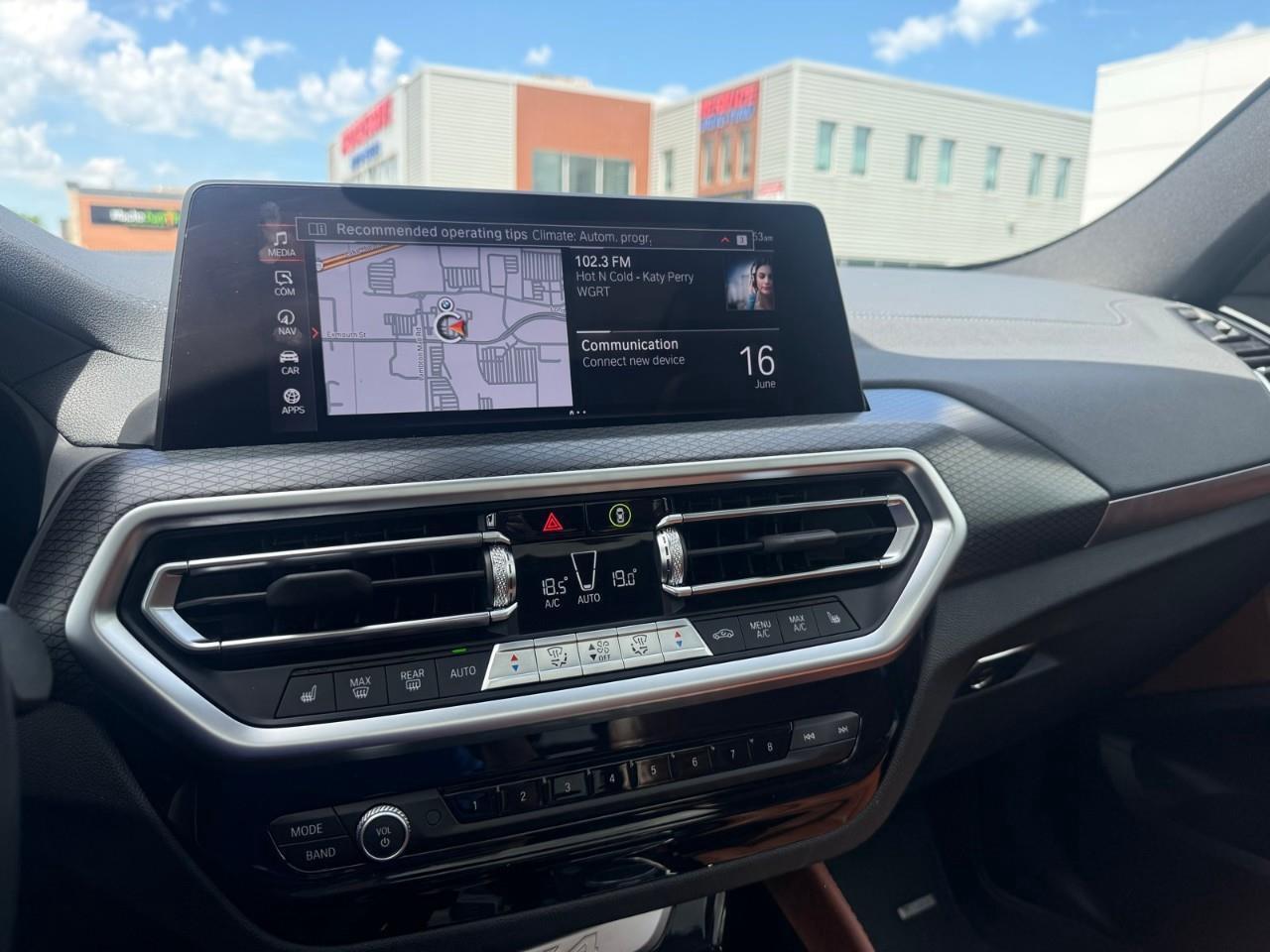 2023 BMW X4 xDrive30i Photo