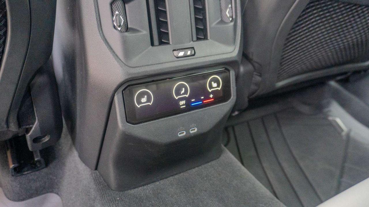 2026 BMW X3 M50 XDRIVE   PREMIUM PACKAGE   M SPORT PRO   REAR COMFORT PACKAGE   VENTILATED SEATS Photo