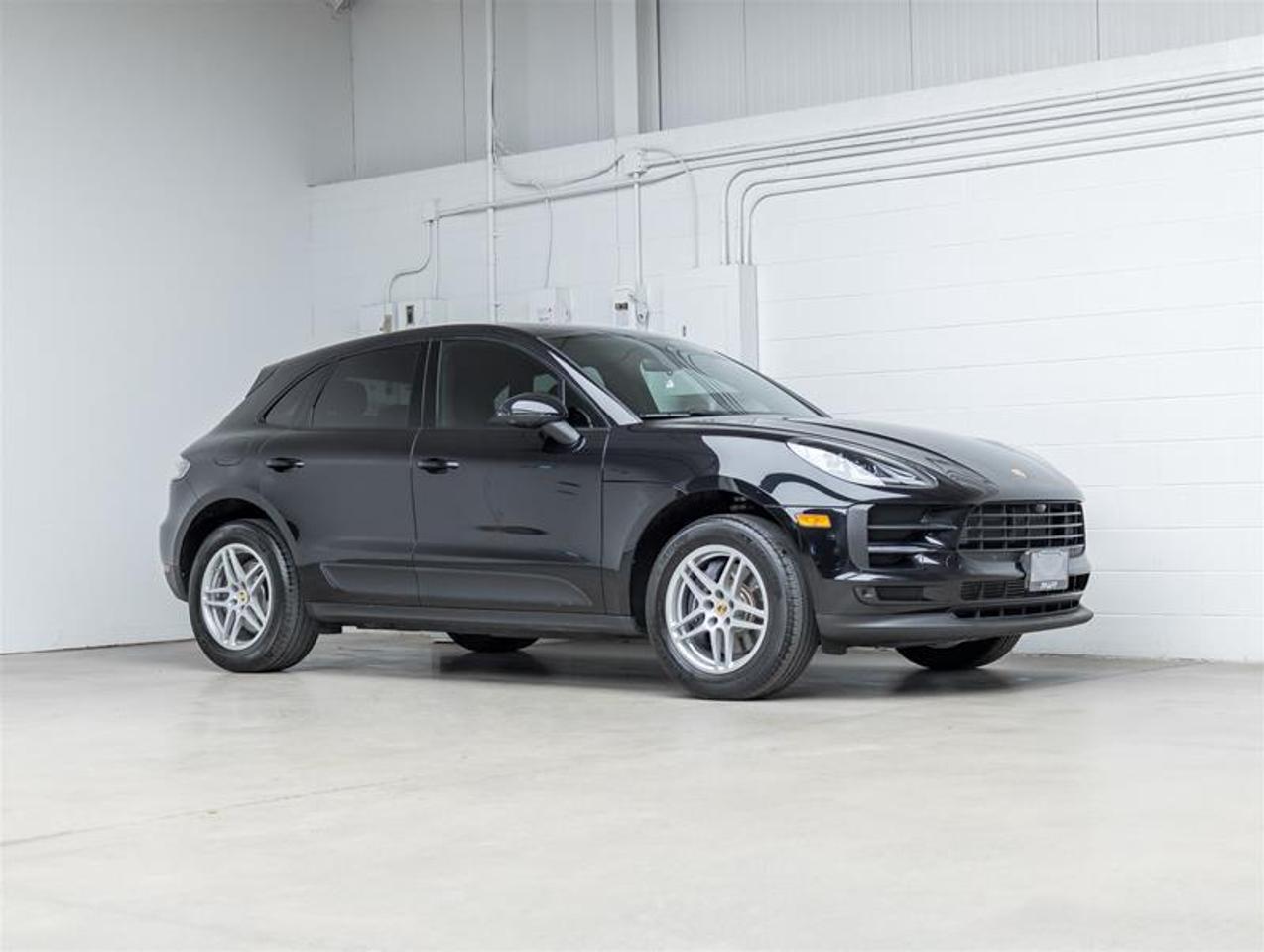 2021 Porsche Macan  Photo