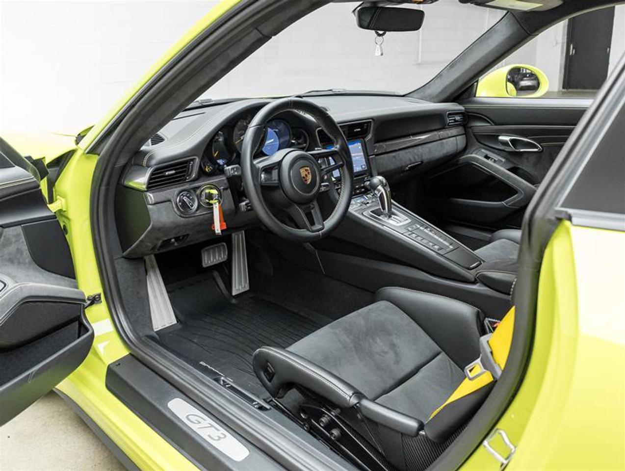 2018 Porsche 911  Photo