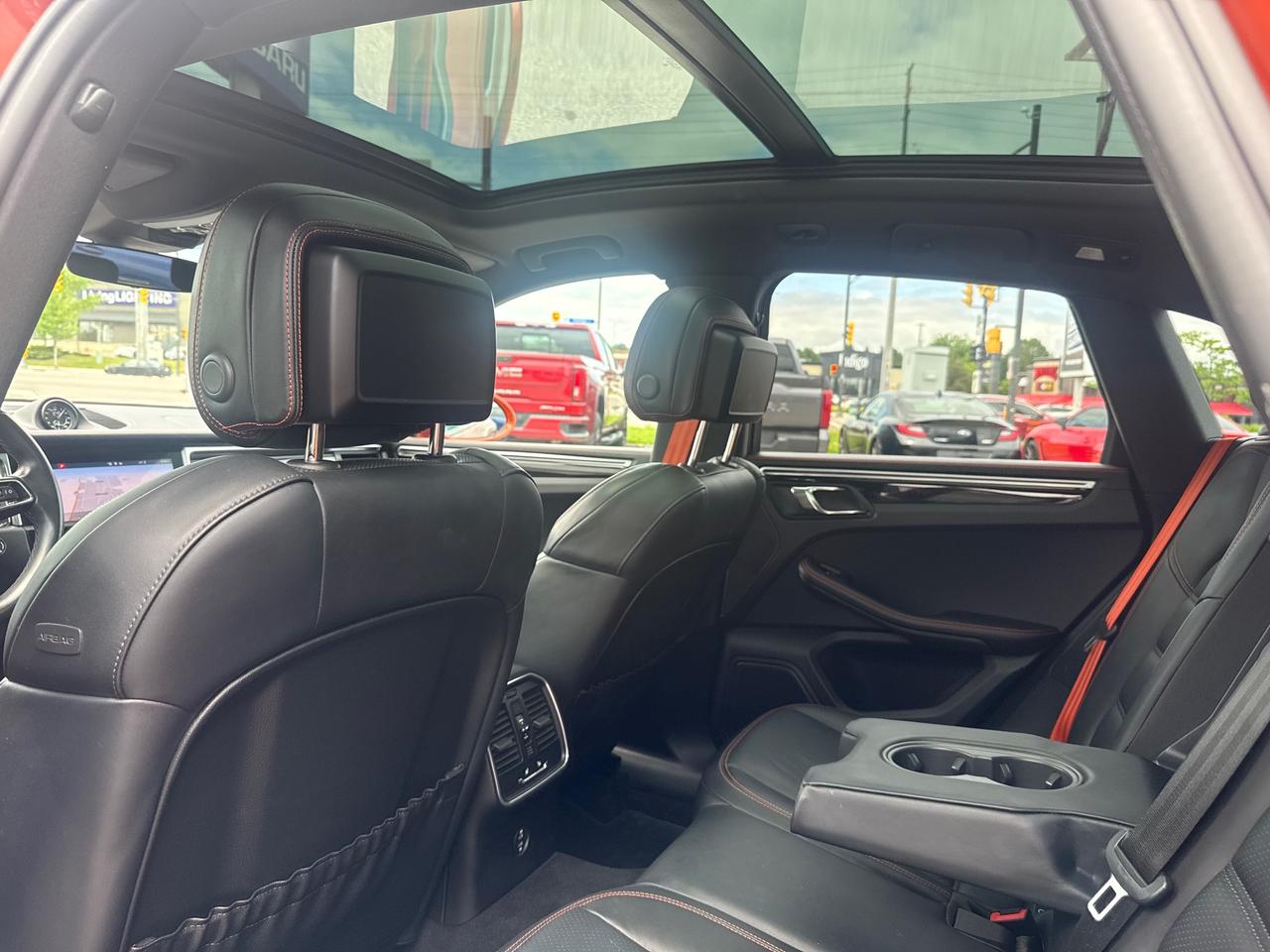 2023 Porsche Macan S 4dr All-Wheel Drive Photo