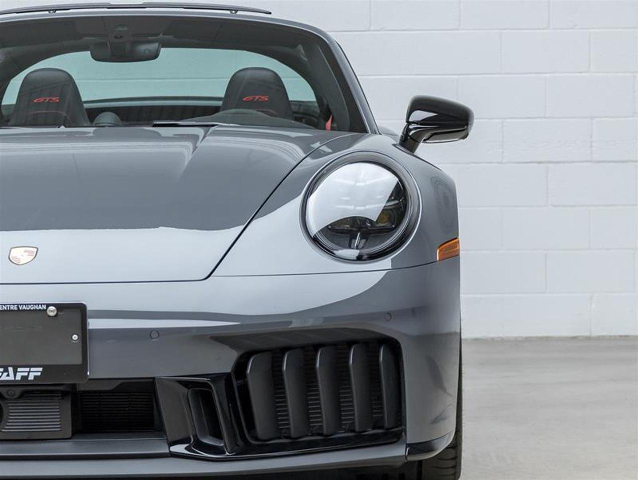 2025 Porsche 911  Photo