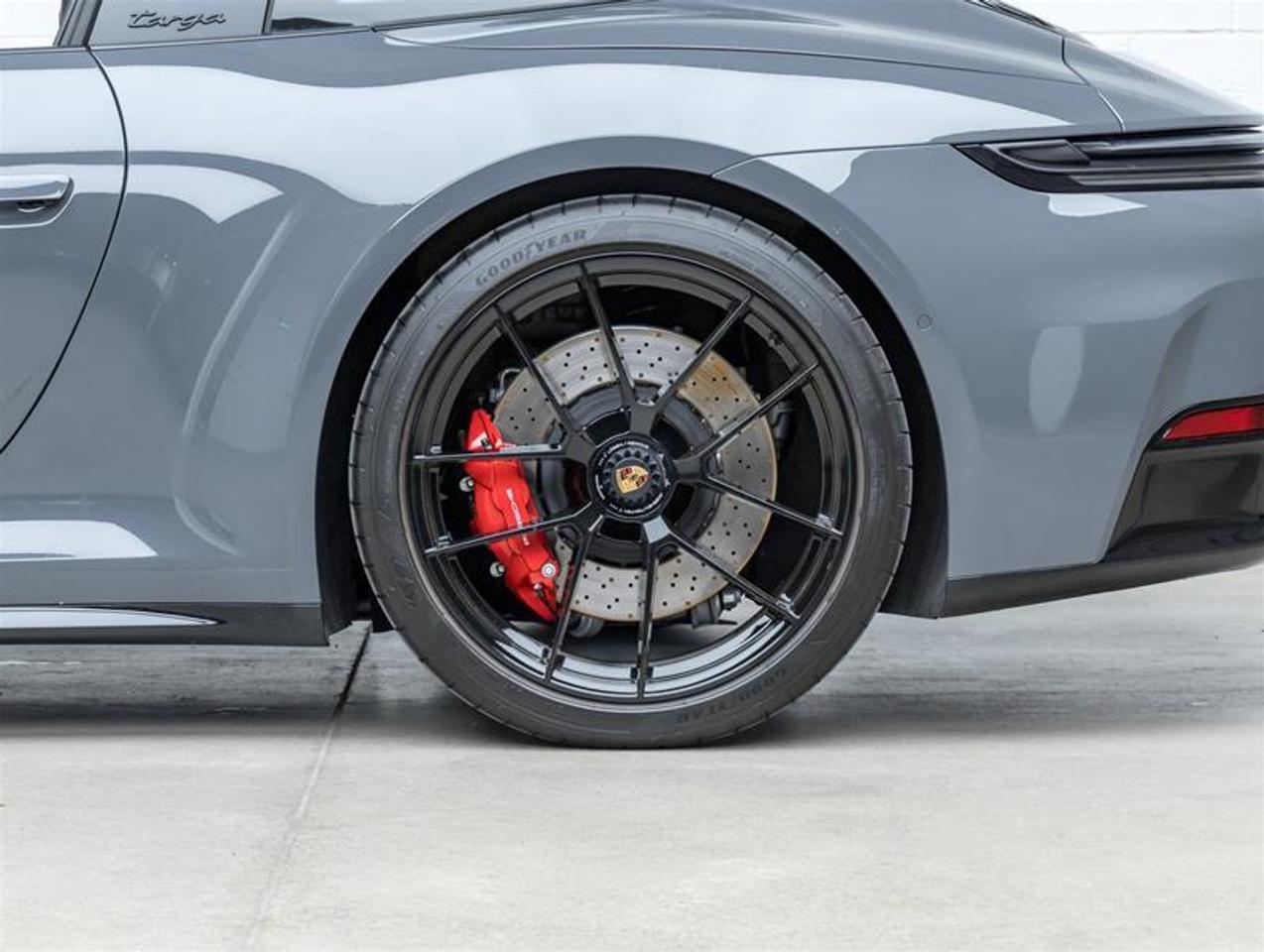 2025 Porsche 911  Photo