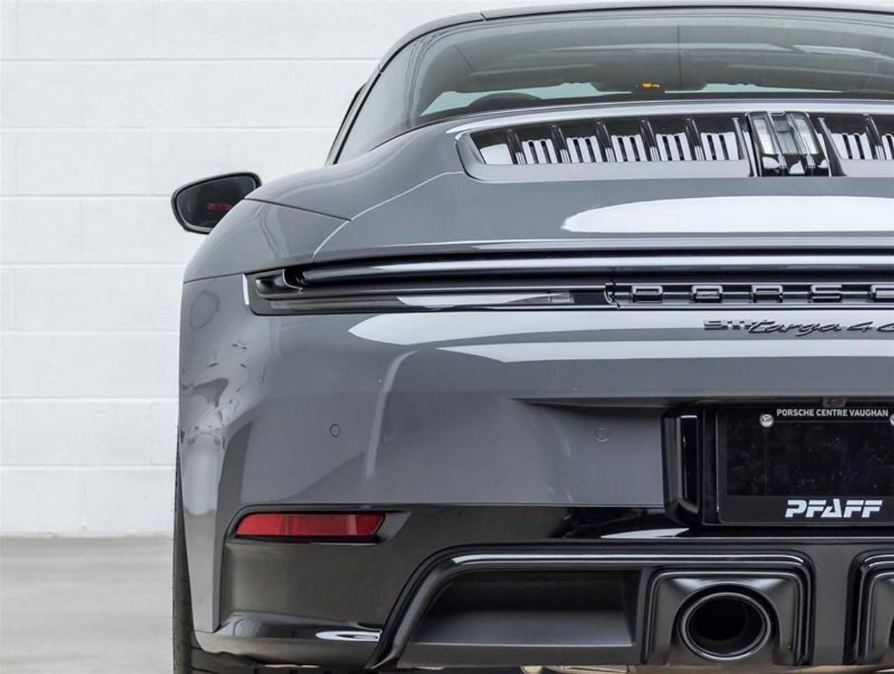 2025 Porsche 911  Photo