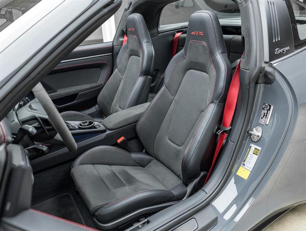 2025 Porsche 911  Photo