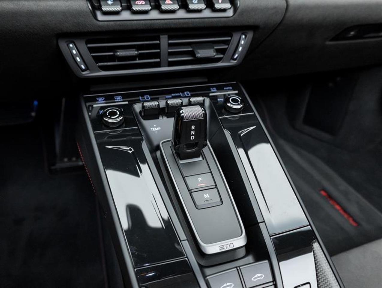 2025 Porsche 911  Photo