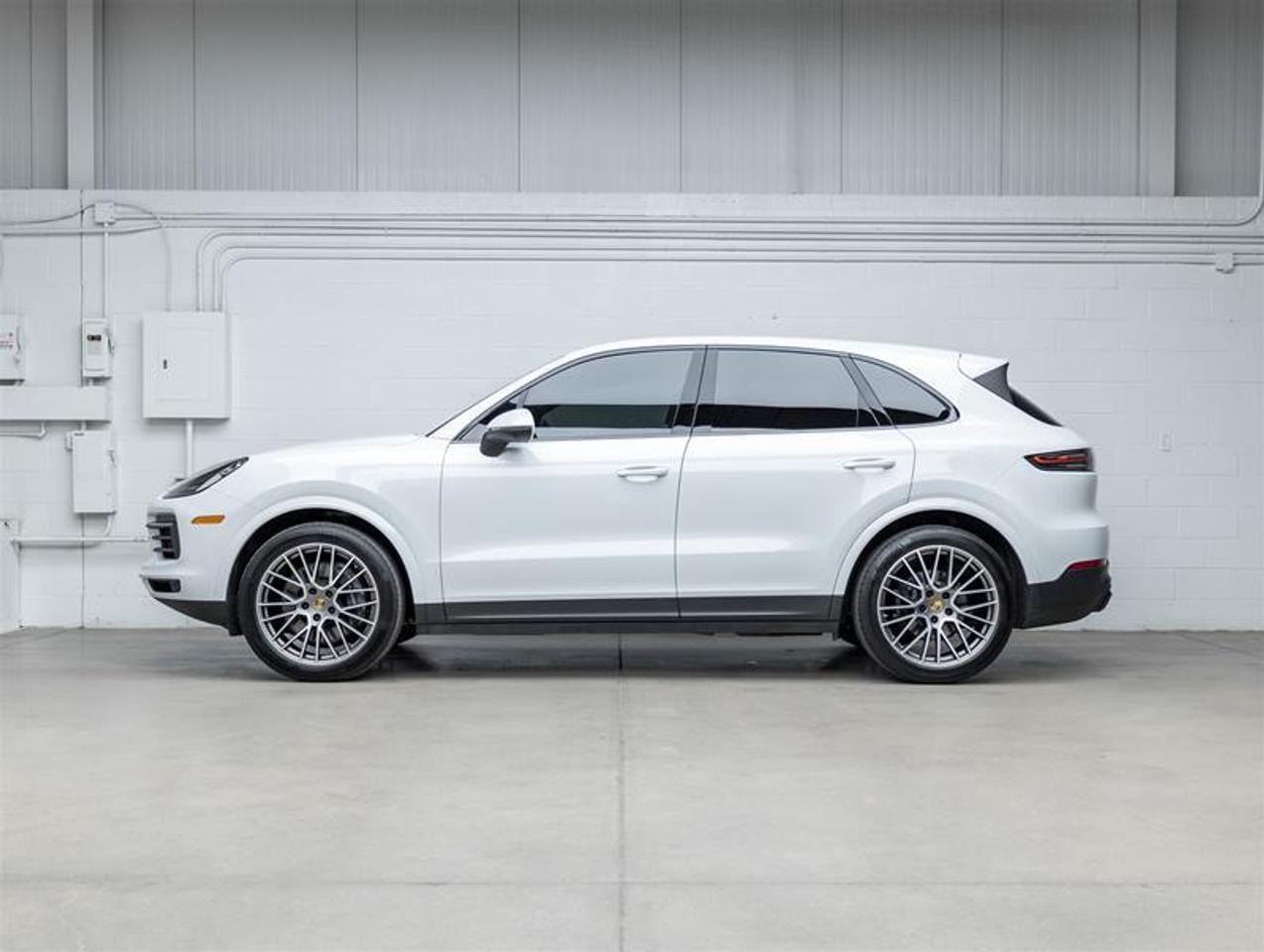 2023 Porsche Cayenne  Photo