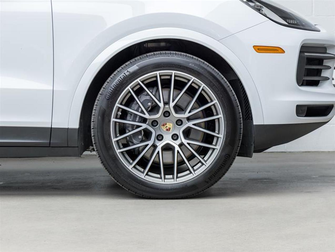 2023 Porsche Cayenne  Photo