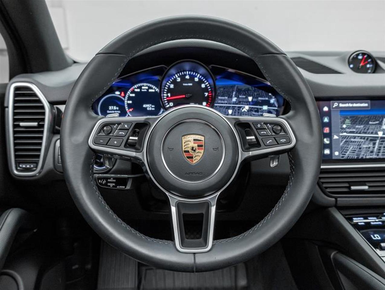 2023 Porsche Cayenne  Photo