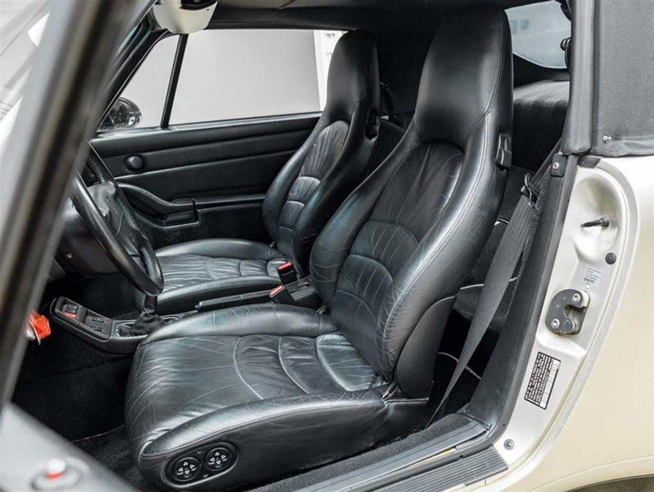 1994 Porsche 911  Photo