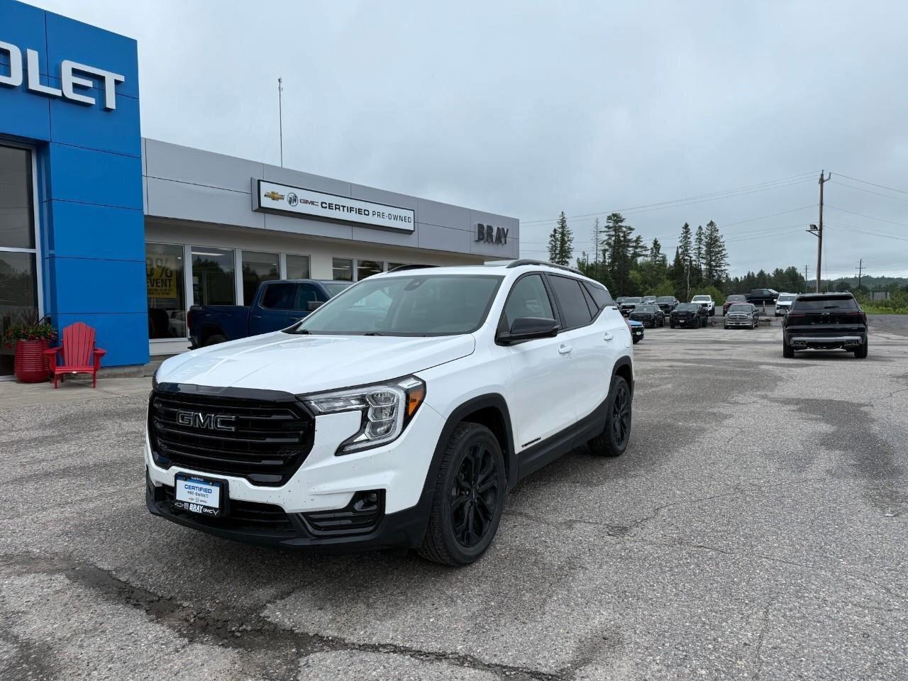 2022 GMC Terrain SLT ALL WEATHER MATS. SUNROOF. SLT PRO GRADE PKG. Photo0