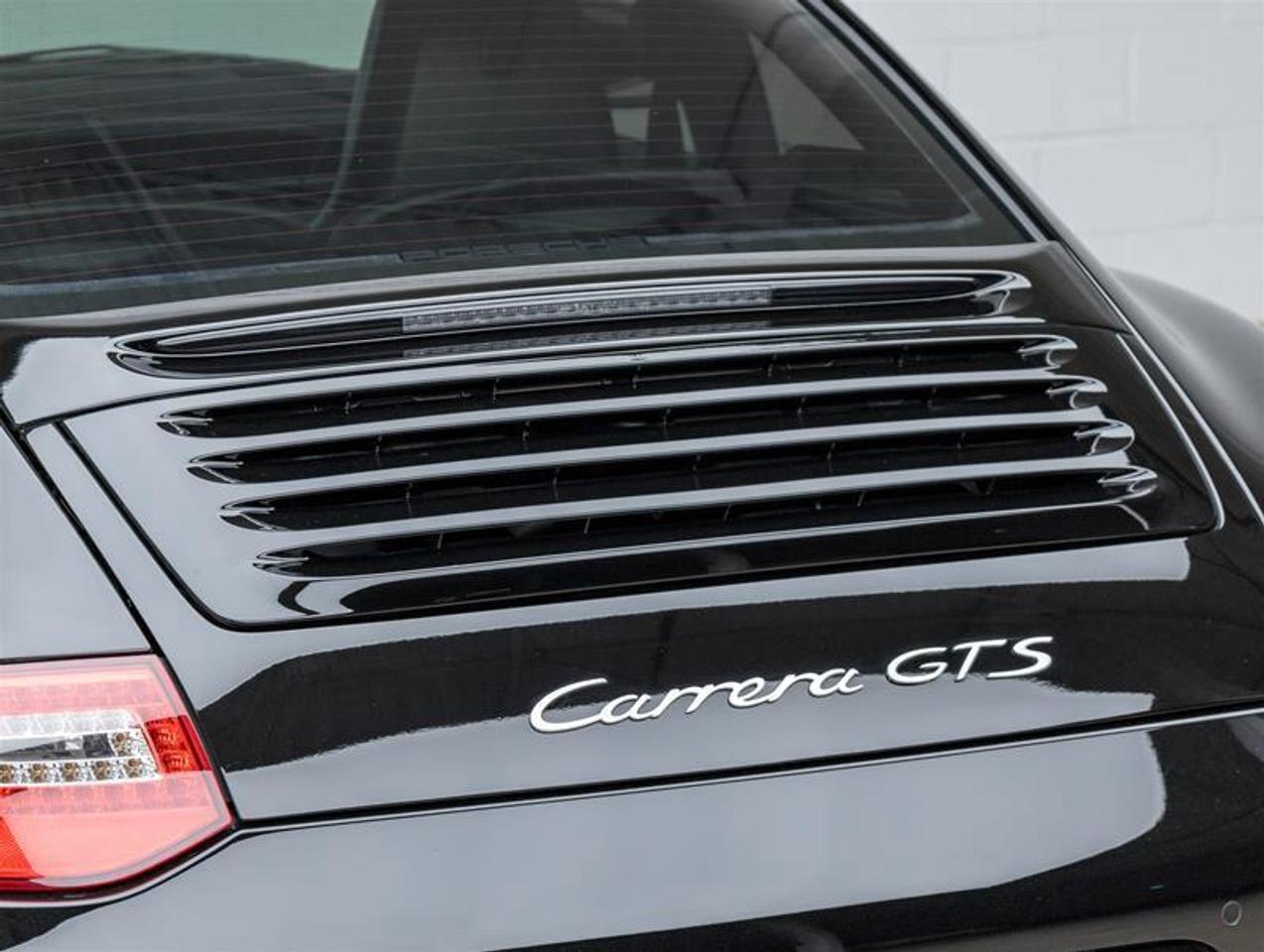 2011 Porsche 911  Photo