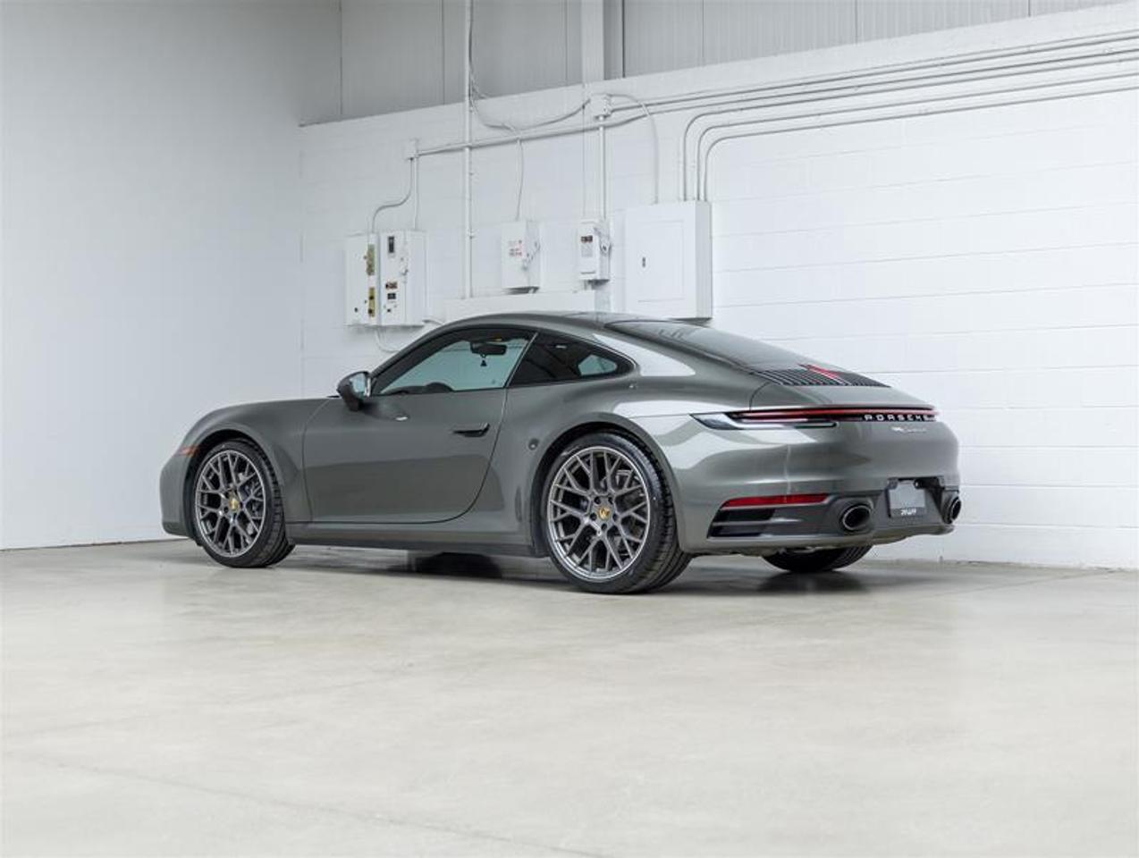 2020 Porsche 911  Photo