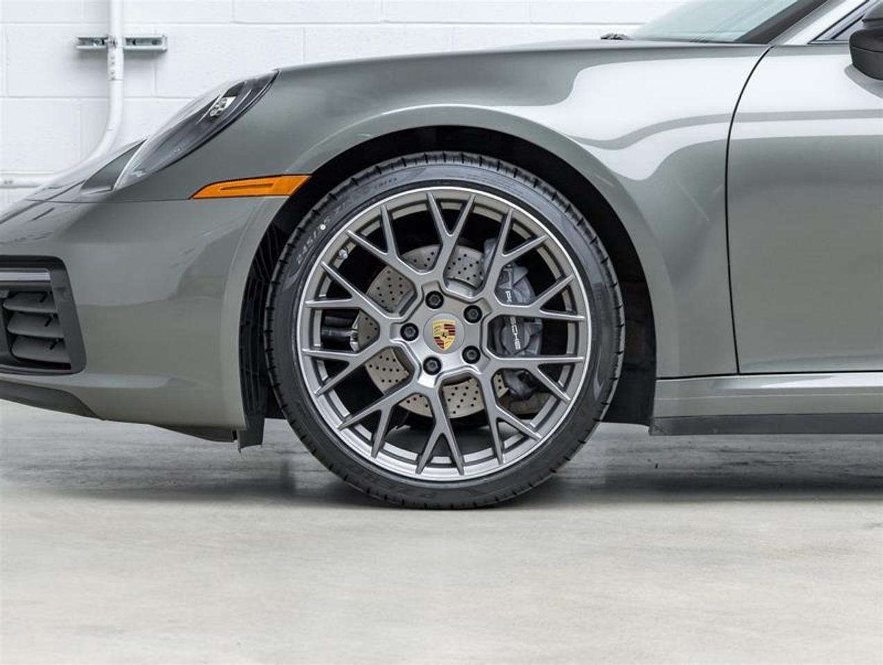 2020 Porsche 911  Photo