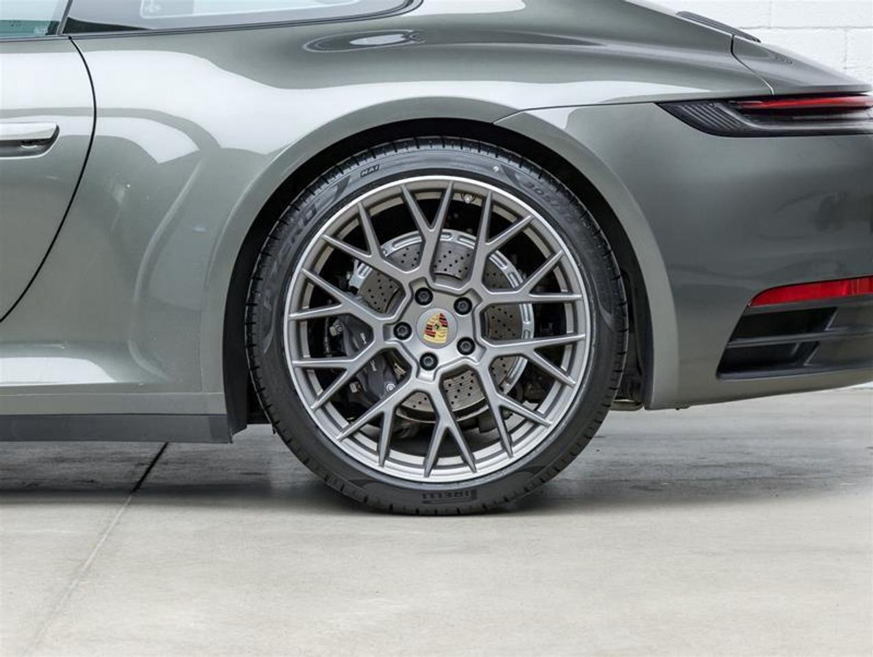 2020 Porsche 911  Photo