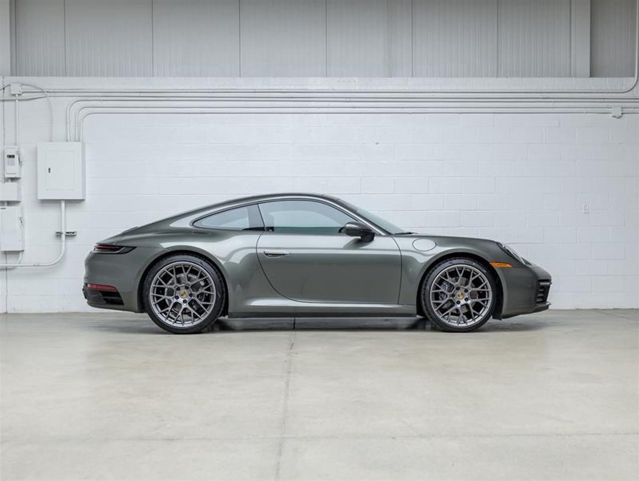 2020 Porsche 911  Photo