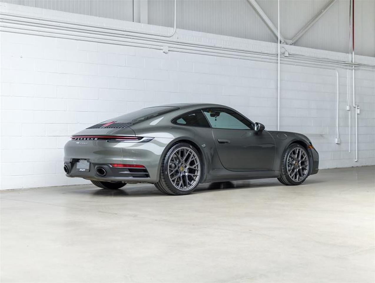 2020 Porsche 911  Photo